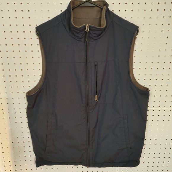 Izod Other - IZOD Reversible Vest in gray Size Small (B14)